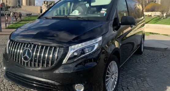 Mercedes van de Centrale VTC Paris